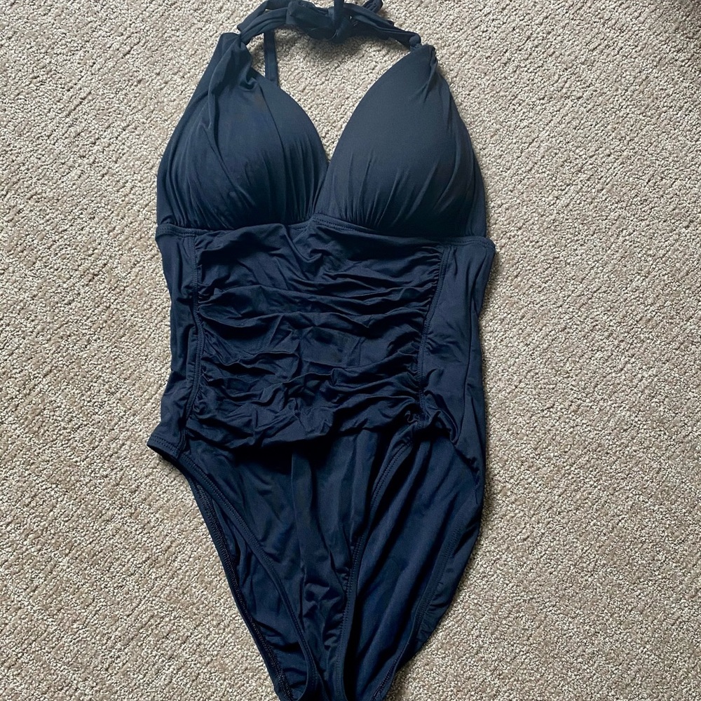 La Blanca Island Goddess Mio One-Piece Swimsuit